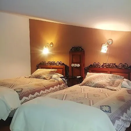 La Troje Oropesana בית כפרי *